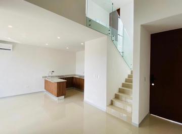 Casa de 2 habitaciones, Mérida · Townhouse con Paneles Solares, Dentro de Privada, con Servicios Incluidos.