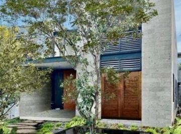 dc467c32222195c1f1976375bc445592520dafec8ff6bfba9a2a2596922e1b0f · Increíble Casa en Obra Para Estrenar en Hacienda Santa Fe