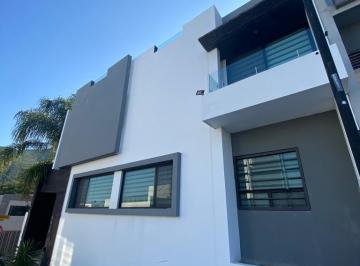 Casa de 3 habitaciones, San Pedro Garza García · Casa en Venta Col. Privada Fundadores Zona Valle Oriente, Monterrey, Nl, México.