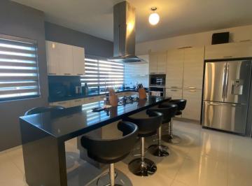 Casa de 3 habitaciones, San Pedro Garza García · Casa en Venta Col. Privada Fundadores Zona Valle Oriente, Monterrey, Nl, México.