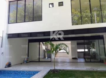 Casa de 3 habitaciones, Cuernavaca · Casa Sola en Fraccionamiento Vista Hermosa, Cuernavaca Morelos