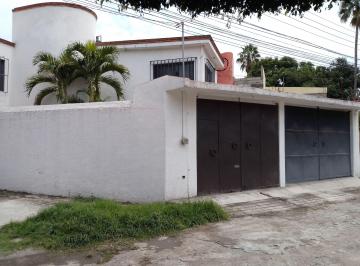 Fachada · Bonita Casa Amueblada en Venta en Calle Sabino, Yautepec, Morelos