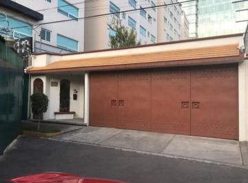 Casa · 327m² · 3 Recámaras · 6 Estacionamientos · Casa - Rincón del Pedregal
