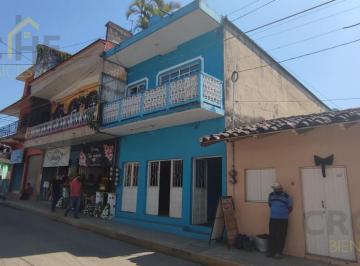 Casa · 415m² · 16 Recámaras · Casa en Venta en Tlapacoyan Ver, Zona Centro, Av Principal, Comercial.