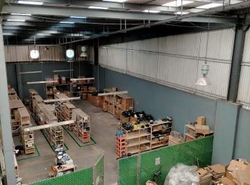 Bodega comercial · 2000m² · 5 Estacionamientos · Bodega Comercial en Renta en Ocoyoacac, Estado de México