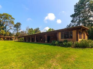 Casa · 596m² · 4 Recámaras · 6 Estacionamientos · Casa en Venta - (4)