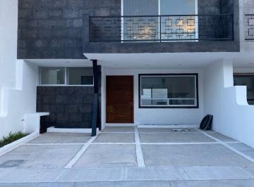Casa de 4 habitaciones, Querétaro · Casa en Renta en Juriquilla, Nueva, 3 Recs. con Baño C/u, Salatv, Roofgarden 4a. Rec./estudio y Baño