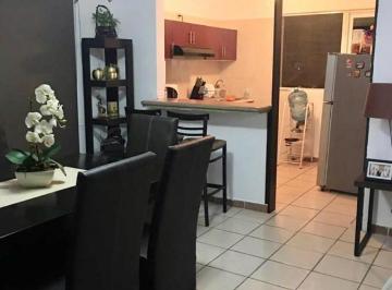 Departamento · 94m² · 2 Recámaras · 1 Estacionamiento · Departamento - Punta Brava