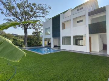 Casa de 3 habitaciones, Xochitepec · Casa en Venta en Xochitepec, Morelos