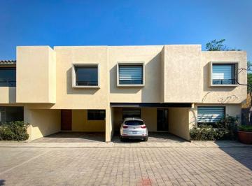Casa en condominio de 3 habitaciones, Cuautlancingo · Casa en Venta 3 Recamaras Paseo del Fresno Atras Plaza San Diego
