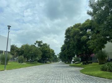 Terreno / Lote , Zapopan · Terreno en Venta en Condominio Arauca I, Zapopan, Jalisco.