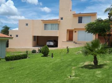 Casa de 3 habitaciones, Querétaro · Casa 3 Recámaras en Venta y Renta, Juriquilla. Superficie Terreno