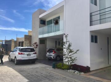 Casa de 3 habitaciones, San Pedro Cholula · Venta de Casa Cerca Plaza Sn Diego, Forjadores, Periferico. Cholula