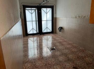 Casa Venta 119m² de 4 habitaciones · Baja de Precio! Casa con Gran Ubicación!