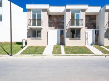 Casa en condominio de 3 habitaciones, Puerto Vallarta · Casas en Venta en Puerto Vallarta Cerca del Cuc