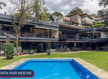 Casa en condominio · 584m² · 4 Recámaras · 3 Estacionamientos · Casa en Condominio en Renta Temporal - (4)