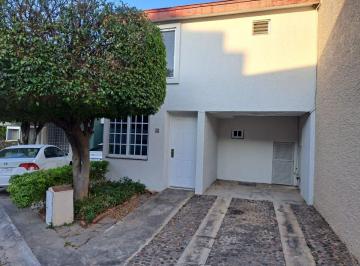 Casa en Venta de 3 habitaciones Fraccionamiento Jardines Del Country · Casa en Venta en Jardines del Country Dentro de Coto