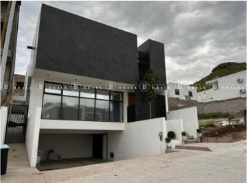 Casa de 3 habitaciones, Chihuahua · Casa Amueblada en Venta Fraccionamiento Asturias