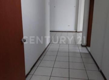 Local comercial · 350m² · 10 Estacionamientos · Local en Renta en Col. Cumbres 2 Sector