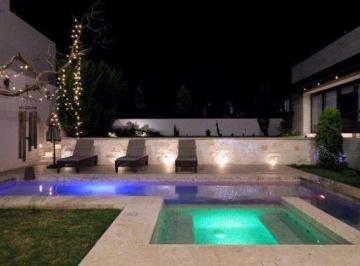 Casa de 4 habitaciones, León · Casa en Renta o Venta Club de Golf El Bosque. León Gto