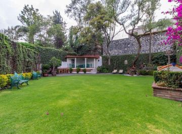 Casa de 3 habitaciones, Alvaro Obregón · Casa en Venta en Una de Las Mejores Calles del Pedregal