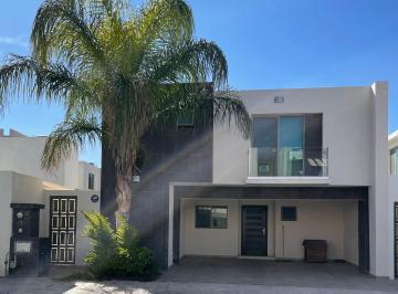 Casa de 3 habitaciones, Saltillo · Casa en Renta en Misiones 3