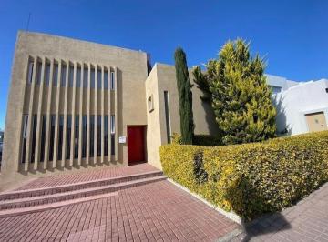 Casa · 339m² · 3 Recámaras · 4 Estacionamientos · El Refugio Casa en Venta