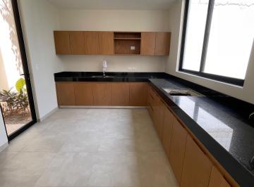 Cocina · Casa en Venta en Temozón Norte, Mérida