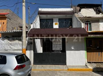 Casa · 120m² · 2 Recámaras · 1 Estacionamiento · Casa en Venta, Andador, Auris I, Chicoloapan, Estado de Mexico.