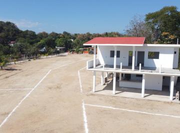 Terreno / Lote · 411m² · 2 Recámaras · Terreno - Congregacion Arroyo Suchil