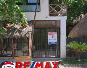 Local comercial · 15m² · 1 Estacionamiento · Local Comercial Zona Hotelera - (4)
