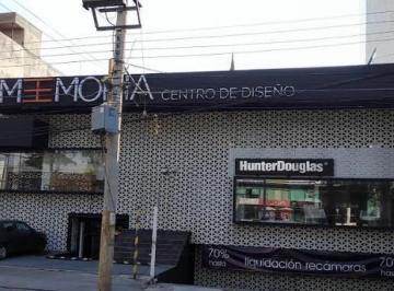 Casa · 900m² · 1 Recámara · 12 Estacionamientos · Local en Venta - (4)