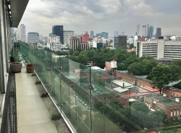 Balcón corrido · Renta PH Amueblado con Roof Privado en Polanco