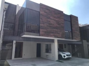Casa · 209m² · 3 Recámaras · 2 Estacionamientos · Casa - San Mateo Atenco