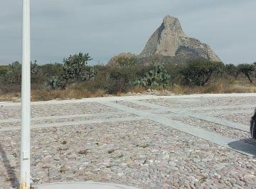 Terreno / Lote , Ezequiel Montes · Terreno en Peña de Bernal en La Punta de La Loma Atrás de Vergel de La Peña