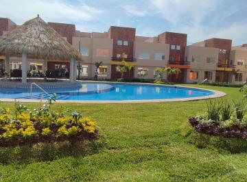 Casa en condominio de 4 habitaciones, Emiliano Zapata · Casas Nuevas con Alberca y Vigilancia
