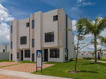 Casa de 3 habitaciones, Xochitepec · Casa de Fin de Semana con Alberca 3 Recamaras Cancha de Tenis a 15 Minutos de Cuernavaca Morelos