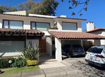 Casa en condominio · 400m² · 3 Recámaras · 4 Estacionamientos · Casa en Venta en Condominio en División del Norte, Contadero