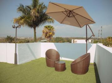 Casa · 238m² · 5 Recámaras · 2 Estacionamientos · Casa en Fraccionamiento en Junto Al Río Temixco - Maz - 1546 - Fr