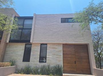 546f203a5944e8e3ee1b85abd4f7c7e97975c0358d567665732d820b1991c604 · Casa en Renta en Altozano | Condominio Cañada | Cuarto de Servicio