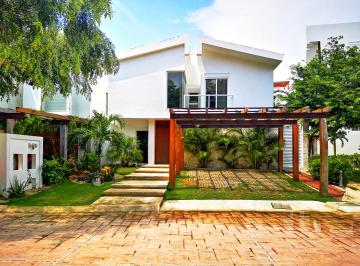 Casa de 3 habitaciones, Solidaridad · Casa Venta, Residencial Selvamar, Playa del Carmen.