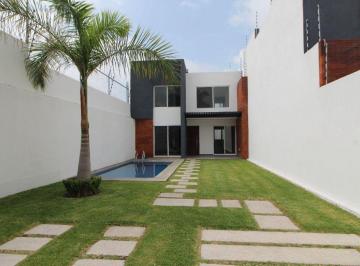Casa · 150m² · 4 Recámaras · 2 Estacionamientos · Casa en Privada en Centro Jiutepec Jiutepec - Maz - 1566 - Cp