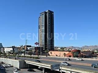Departamento · 133m² · 2 Recámaras · 2 Estacionamientos · Departamento en Venta en Torre Sphera