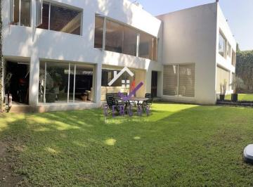 Casa · 847m² · 4 Recámaras · 3 Estacionamientos · Jardines del Pedregal, Exclusiva Residencia en Venta en Call