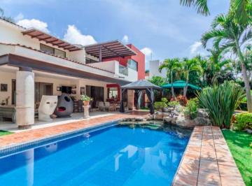 Casa de 5 habitaciones, Cuernavaca · Imponente Casa Sola en Fracc San Jerónimo de Ahuatepec