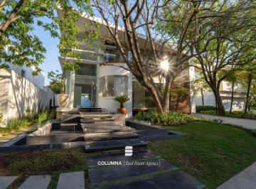 Casa de 3 habitaciones, Zapopan · Casa en Venta en Colinas de San Javier