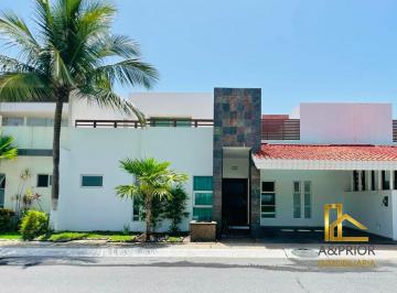 Casa · 208m² · 3 Recámaras · 2 Estacionamientos · Casa - Adolfo López Mateos