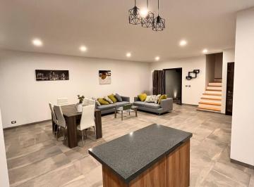 Casa en condominio de 4 habitaciones, Querétaro · Casa en Venta en Preserve Juriquilla, Alberca Propia y Seguridad