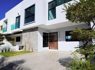 Fachada · Casa en Venta Almendros Residencial, Zapopan Norte