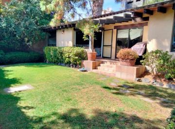 Casa · 300m² · 3 Recámaras · 7 Estacionamientos · Casa en Venta, San Jerónimo - (4)